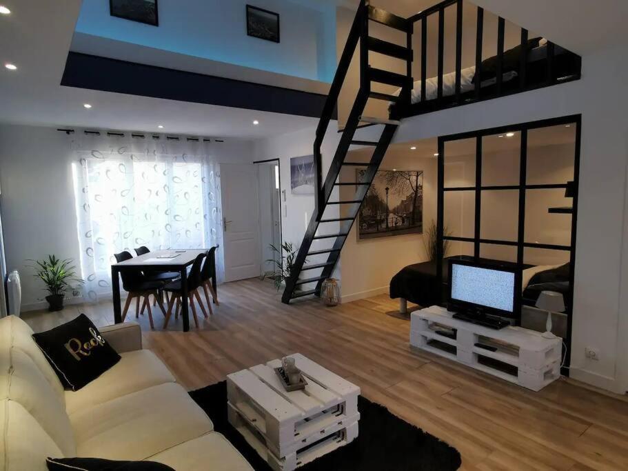 La Mirabella, Studio Avec Sauna Mirebeau-sur-Beze Eksteriør billede